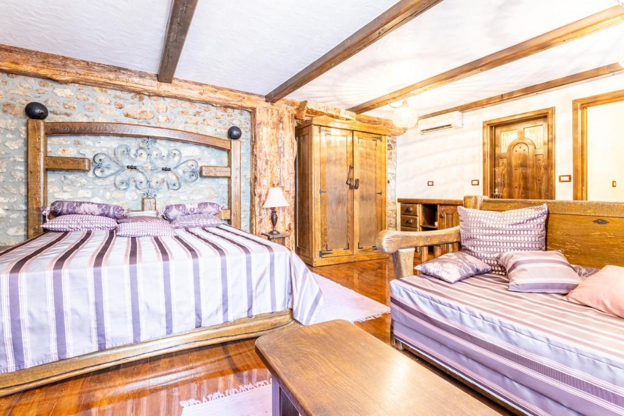 Stone House Srida Apartment บาชกาโวดา ภายนอก รูปภาพ