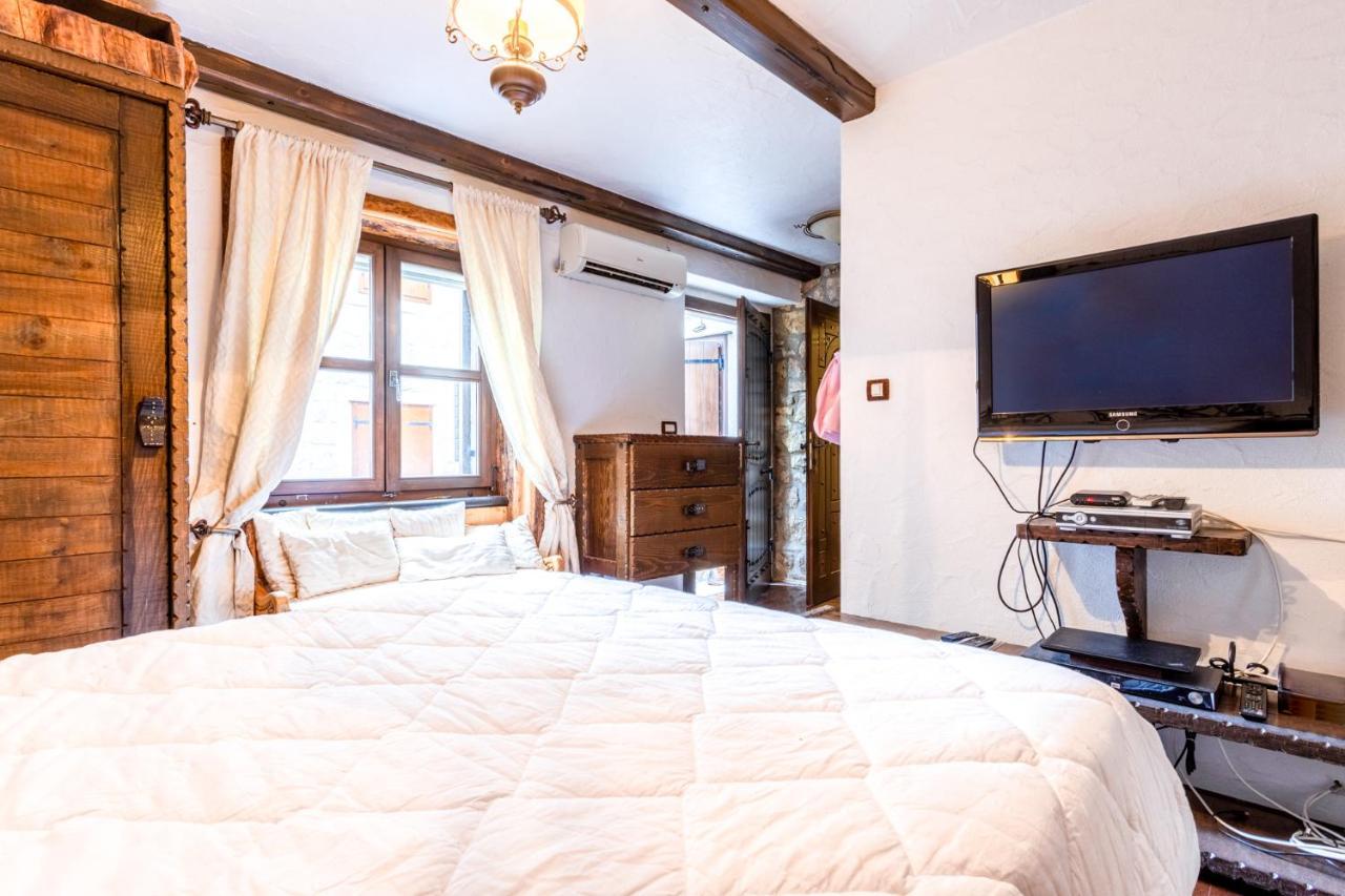 Stone House Srida Apartment บาชกาโวดา ภายนอก รูปภาพ